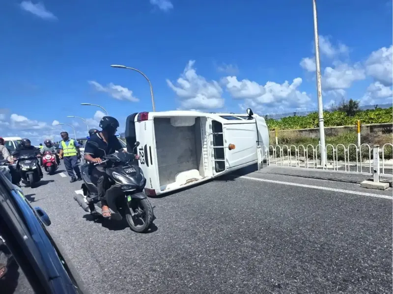 ފާއިތުވި ހަފުތާގައި މާލެއާއި ބުރިޖާއި ހައިވޭގައި 56 އެކްސިޑެންޓް ހިނގާފައިވޭ