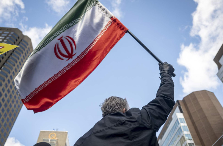 އިރާނުގެ އެތެރެއިން ހަމަލާ ދޭން އުޅުނު ދެ މީހުން ދަންޖައްސައިފި