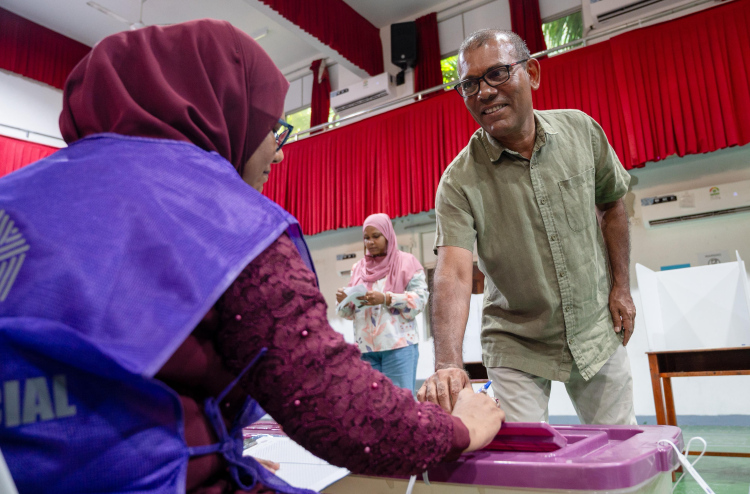 ސިޓީތަކާއި ގިނަ ރަށްރަށާއި ފެންނަ ނުފެންނަ ވޯޓުގައި ސަރުކާރަށް ނޫނެކޭ ބުނެފި: ނަޝީދު