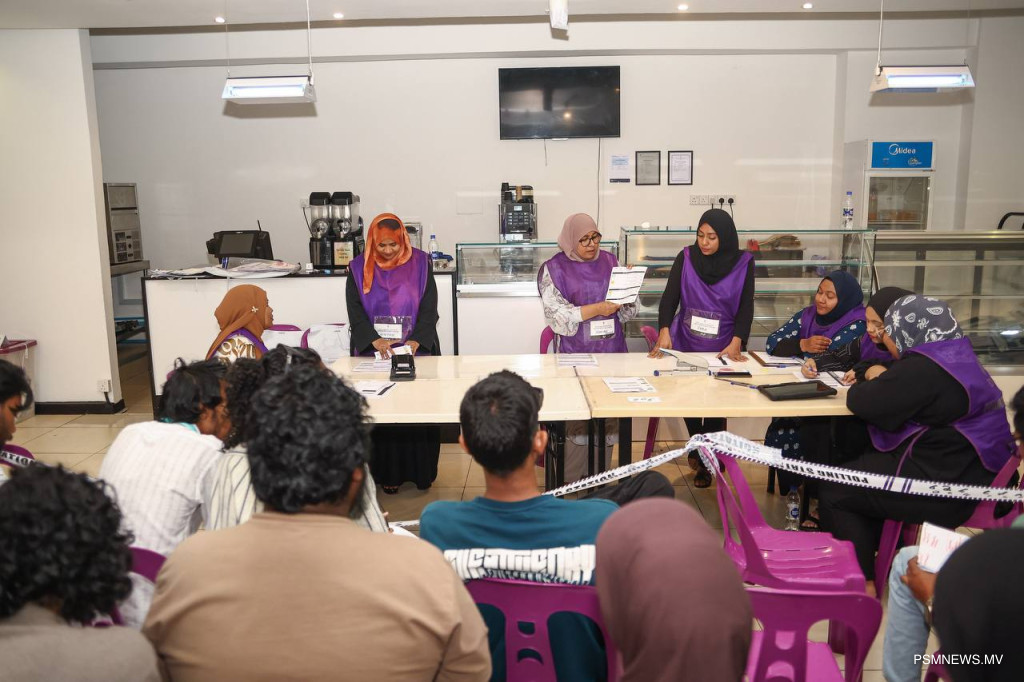 އިންތިޚާބުގެ އިންތިޒާމުތަކަށް ބޭރުގެ އޮބްޒާވަރުންގެ ތައުރީފް