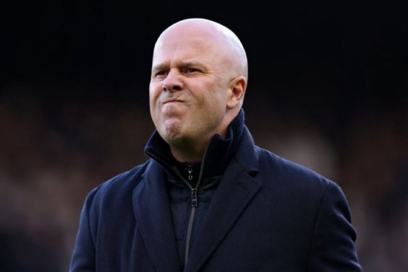 ލިވަޕޫލް ބަލިވީ ''ނަސީބަކުން'' ކަމަށްބުނެ ޕީއެސްޖީގެ މޮޅު ކުޅުމަށް ސްލޮޓްގެ ތައުރީފް