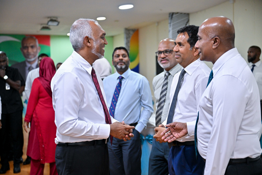 ދައުރު މެދު ތެރެއިން، ޑރ މުއިއްޒަށް ނާކާމިޔާބުވި ސަބަބުތައް (2)