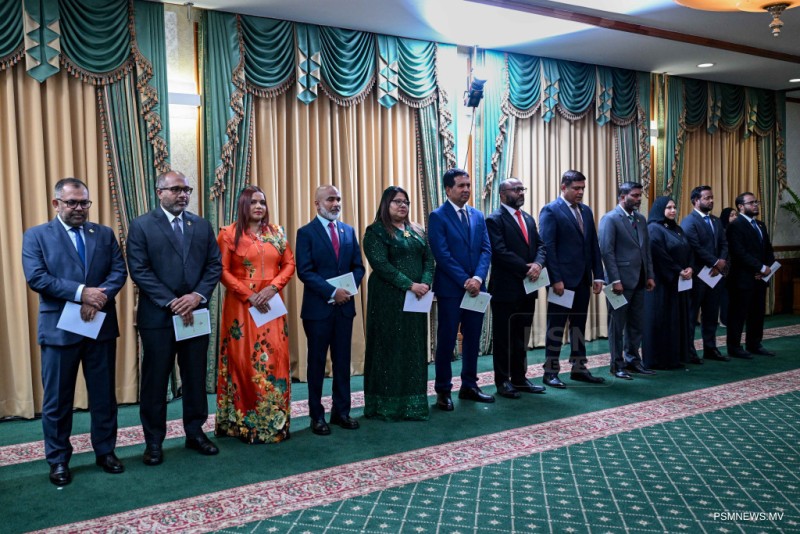 ފޮޓޯ: ރައީސުލްޖުމްހޫރިއްޔާ، ވަޒީރުންގެ މަޖިލީހަށް ބައެއް މެމްބަރުން ޢައްޔަނު ކުރެއްވުން