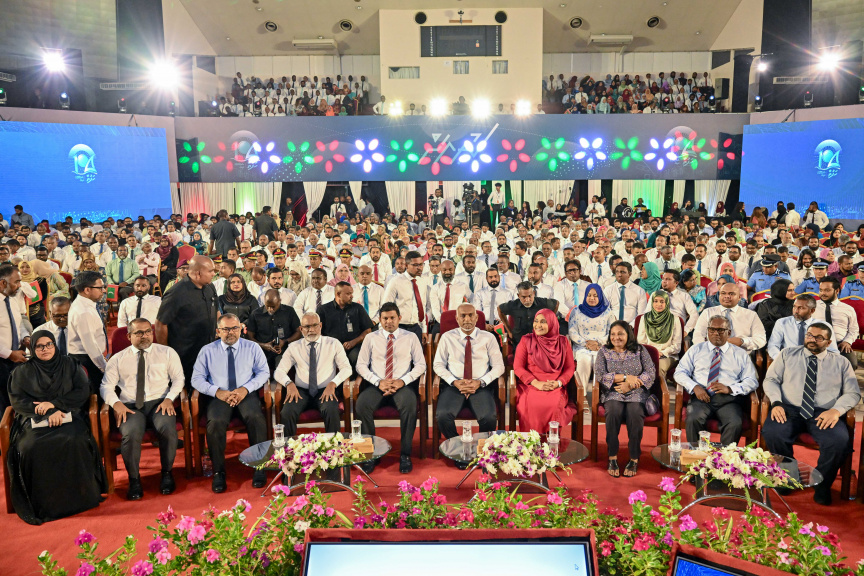 އެންމެން މާޔޫސްވެއްޖެ: "ގަނަތެޅިގެން" މި ކުރަނީ ކީއް؟