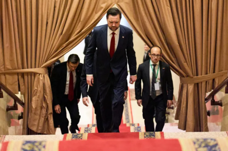 އެމެރިކާއާއި އީރާނުގެ ހަނގުރާމަ މެދުކަނޑާލި މުއްދަތު އިތުުރު ކުރަނީ