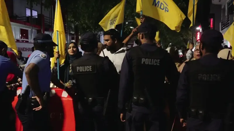 އެމްޑީޕީ އިން ރައީސް މުއިއްޒުގެ އިސްތިއުފާ އަށް ގޮވާލައި އިހުތިޖާޖުކޮށްފި