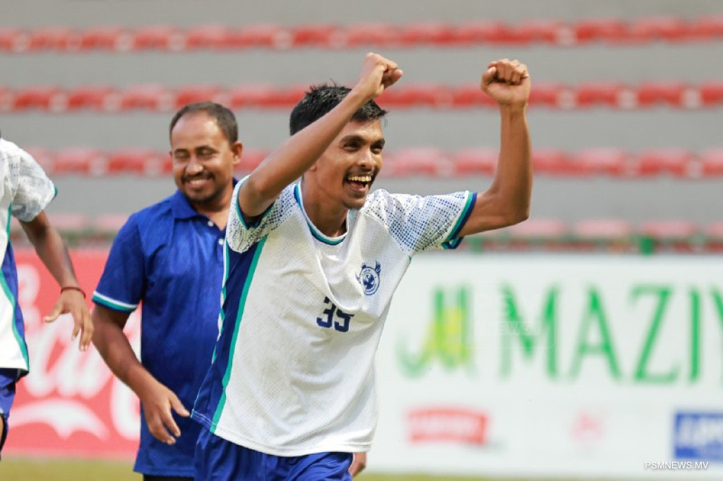 ނިއުއާ ދެކޮޅަށްވެސް ނިކުންނާނީ މޮޅުވާން: ބްލޫގެ ކޯޗު