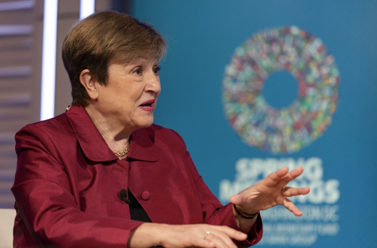 ހަނގުރާމައާ ގުޅިގެން އަޅަންވާނީ އިގްތިސާދަށް ގެއްލުން ނުވާނެ ވަގުތީ ފިޔަވަޅު: އައިއެމްއެފް