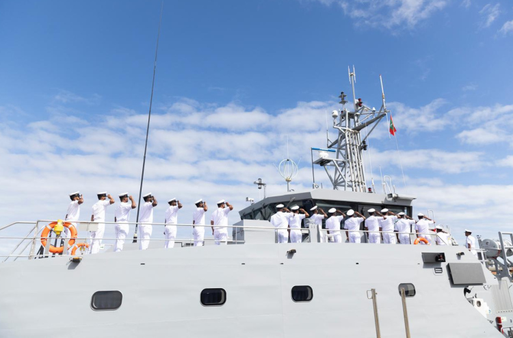 އޮސްޓްރޭލިއާ އިން ހަދިޔާކުރި ގާޑިއަން ކްލާސް ބޯޓް އެމްއެންޑީއެފްއާ ހަވާލުކޮށްފި