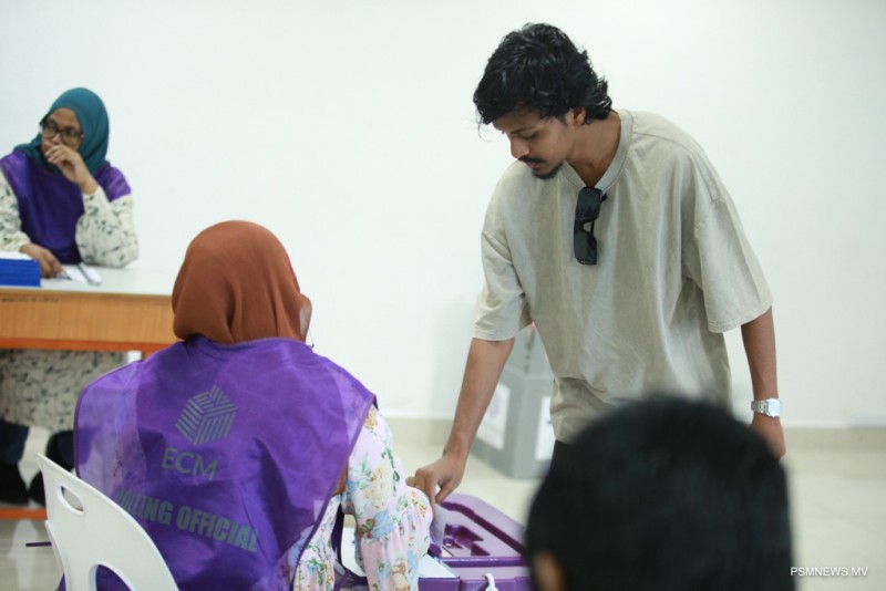 މިހާތަނަށް ވޯޓުލީ 1273 މީހުން