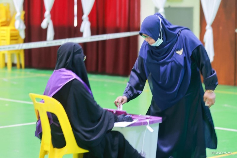 ކައުންސިލް އިންތިޚާބުގެ ދެވަނަ ބުރުގެ ވޯޓުލުން ފަށައިފި