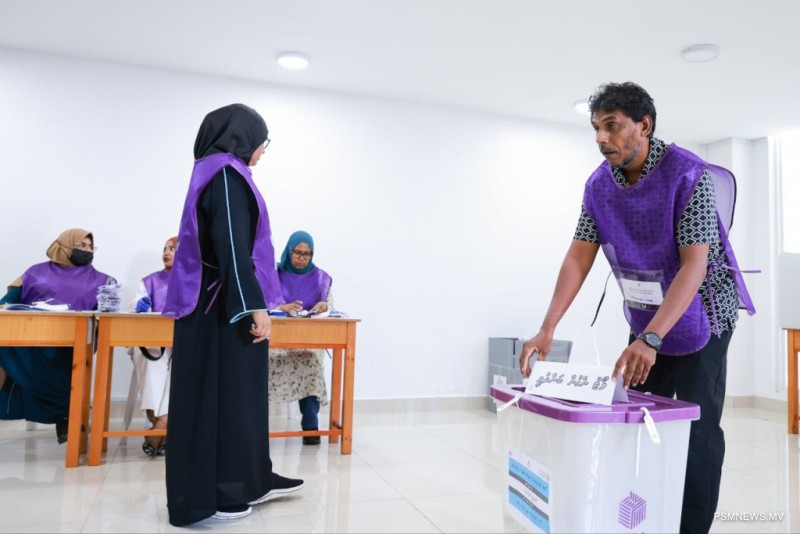 ވޯޓުނެގުން ނިމި، ހުރިހާ ވޯޓުފޮށިތަކެއް ބަންދުކޮށްފި