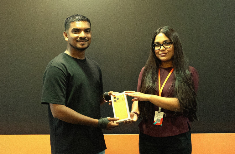 ދިރާގު ގޭމާސް ގިލްޑުން ދޭ އައިފޯން 17 ޕްރޯ މެކްސްގެ ނަސީބުވެރިޔާ ހޮވައިފި