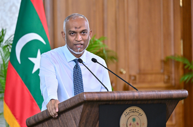 މަސައްކަތް ނުކުރާ ބަޔަކަށް އެމްއޭސީއެލުން މުސާރަ ދޭ ކަމަށް ބުނާ ލިސްޓެއް ނުލިބޭ: ރައީސް