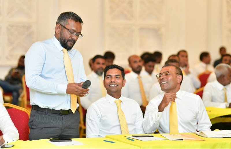 ރިޔާސީ ޕްރައިމަރީގައި ފައްޔާޒަށް ތާއީދު ކުރައްވާ، އެމްޑީޕީގެ ޗެއަރޕަރސަން ކަަމަށް ނަޝީދު ކުރިމަތިލައްވަނީ