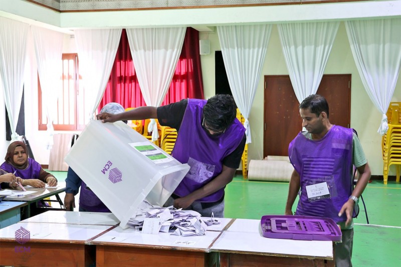 ދެވަނަ ބުރު: މިހާރުގެ 2 ކައުންސިލަރަކަށް ނާކާމިޔާބީ