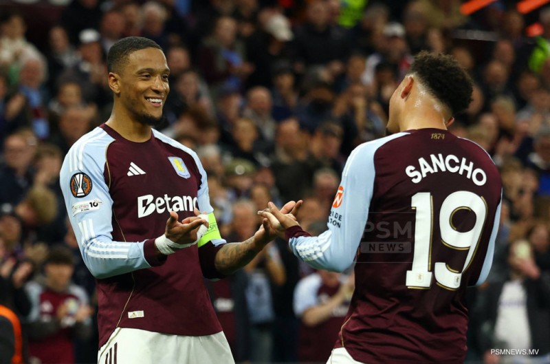 ބޮލޯނާ ބަލިކޮށް އެސްޓަން ވިލާ ސެމީ އަށް