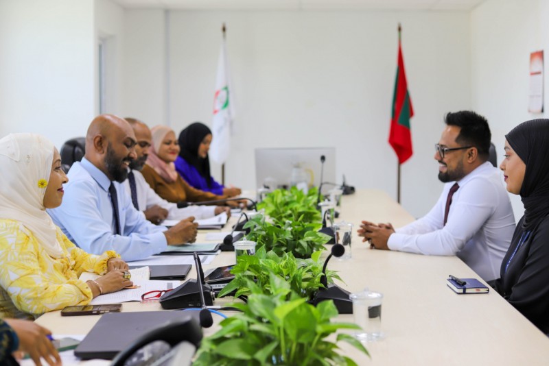 ސަރުކާރު ކުންފުނިތަކުގެ ނަޒާހަތްތެރިކަން އިތުރުކުރަން އޭސީސީން، ޕީސީބީއާ މަޝްވަރާކޮށްފި