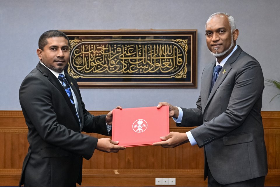 ހާލަތާގުޅޭގޮތުން ލޯނު ނެގުމަކީ މައްސަލައެއްކަމަށް ނުދެކެން: މަހްލޫފު