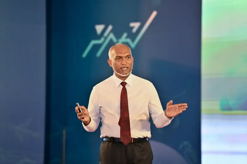 މޯލްޑިވްސް 2.0 މެދުވެރިކޮށް، ޑިޖިޓަލް އިގުތިސާދުގެ ދާއިރާގައި އަންހެނުންނަކީ ބަސްކިޔޭފަދަ ބަޔަކަށް ހެދުމަށް މިދަނީ މަސައްކަތް ކުރަމުން: ރައީސް މުއިއްޒު