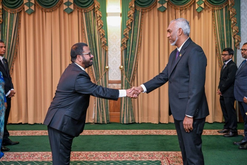 ހަމަލަދިނީ ސަރުކާރުންކަމަށް އާޒިމް ބުނުމުން ހައިރާންވޭ، މައްސަލަ ފުލުހަށް ވެސް އަދި ހުށަނާޅާ: ސަރުކާރު