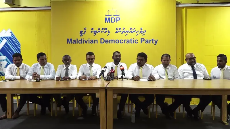 އެމްޑީޕީގެ ޗެއަރޕާސަން ކަމަށް އެޕާޓީގެ ޕާލިމަންޓަރީ ގުރޫޕުން މީކާއީލް އެންޑޯޒް ކޮށްފި