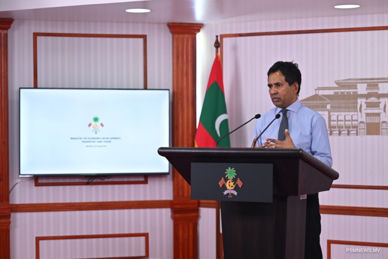 ޓެކްސީ އަގުތަކަށް ބަދަލު ގެންނާނީ މަޝްވަރާކުރުމަށްފަހު: ވަޒީރު ސަޢީދު