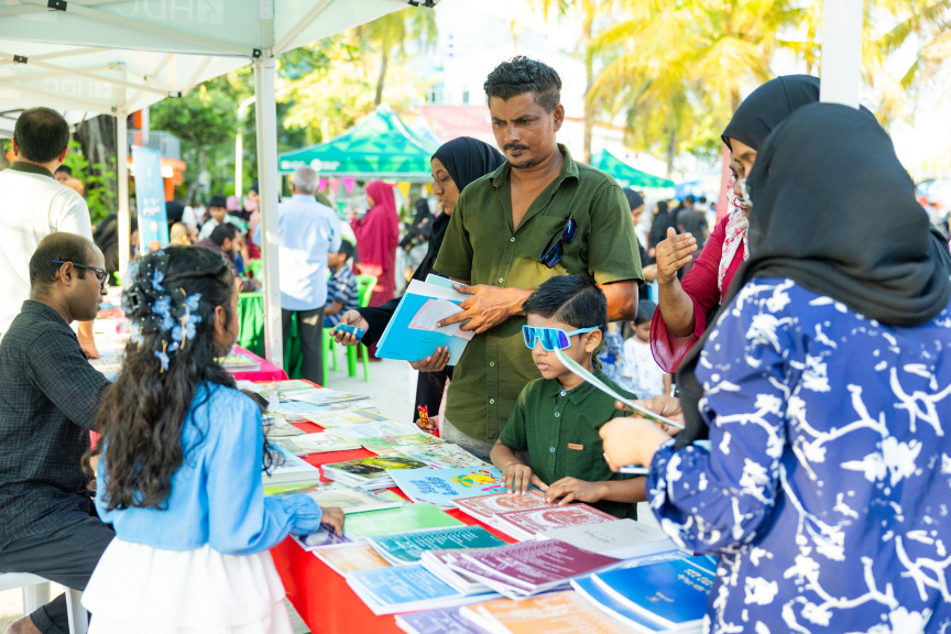 ދިވެހިބަހުގެ ދުވަހާ ގުޅުވައިގެން ހުޅުމާލޭގައި ޚާއްސަ ހަވީރެއް ބާއްވައިފި
