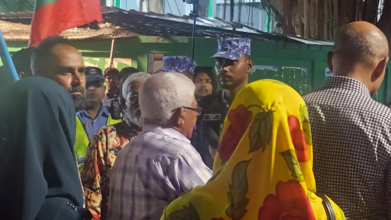 މުޒަަހަރާގައި އުމުރުން ދުވަސްވީ މީހެއްގެ ޚާއްސަ މެސެޖެއް ރައީސް މުއިއްޒު އަށް