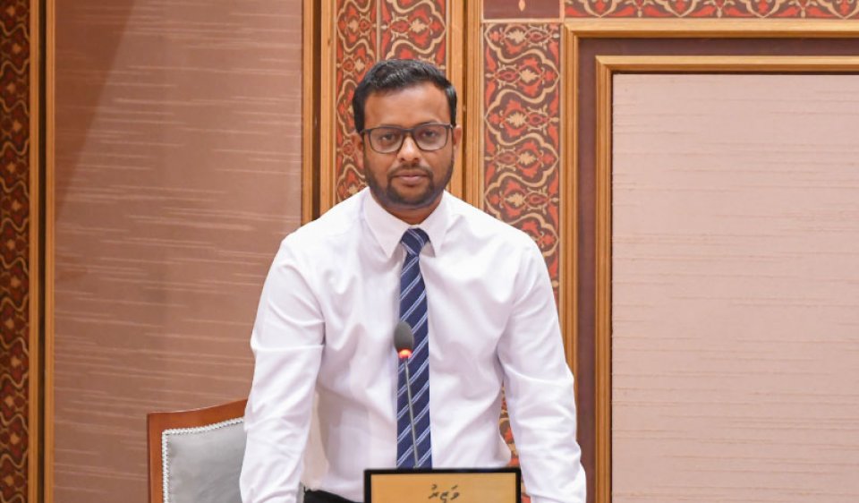 ރަސްމާލެ މަޝްރޫއާއި ނުލާއި ބޯހިޔާ ވަހިކަން ހޯދާނެ ގޮތެއް ނެތް: މުއްތަލިބް
