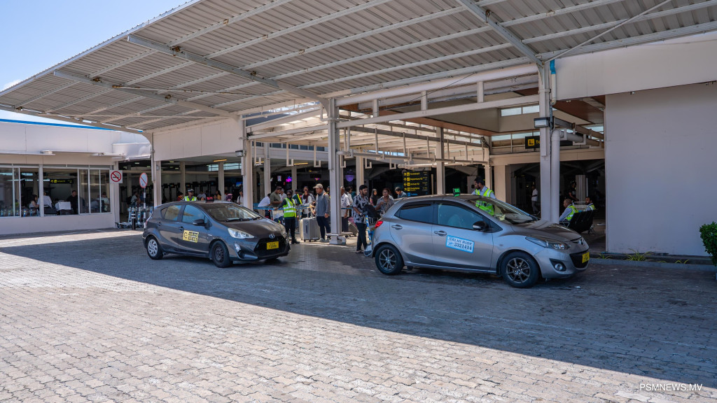 ޓެކްސީ އަގުތަކަށް ބަދަލު ގެންނާނީ މަޝްވަރާކުރުމަށްފަހު: ވަޒީރު ސަޢީދު