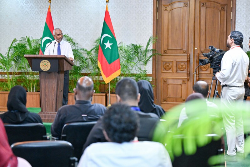 ނޫސްވެރިކަމުގައި އެހެން ބަޔަކު ކުރިއެރީއެއް ނޫން، ހަމަ ސޮއްސައިލީ!