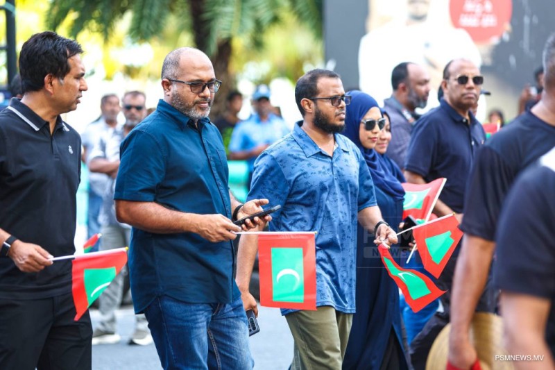 "މަސައްކަތްތެރިންނަށް ފަހި މާޙައުލެއް ޤާއިމުކޮށްދިނުމަކީ ސަރުކާރުގެ އަމާޒު"