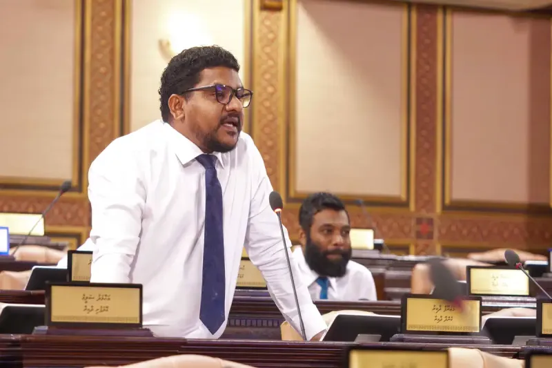 މިއަދުގެ ހަގީގަތަކީ ގޮންޖެހުންތައް ގިނަވެ، ދުރު ސަރަހައްދުތަކަށް ގޮސް މަސްވެރިންނަށް ރަނގަޅަށް މަސްވެރިކަން ކުރެވޭނެ ގޮތެއް ނެތުން: މައުރޫފް