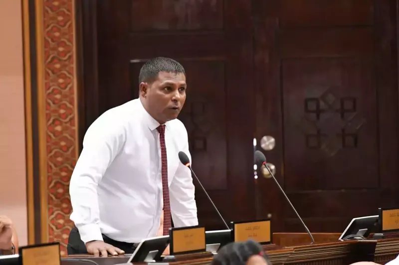 ރައްޔިތުންގެ ކުރިމަތީގަ ރައީސް މުއިއްޒުގެ ސަރުކާރު ފަޟީހަތްވެ ބޭޒާރުވުން ނޫންކަމެއް ދެން ނުވާނެ: އައްބާސް