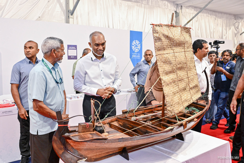 "މިނިވަންކަން ދެމެހެއްޓުމަށް މަސައްކަތްތެރި ބައެއްގެ ގޮތުގައި ދެމިތިބެންޖެހޭ"