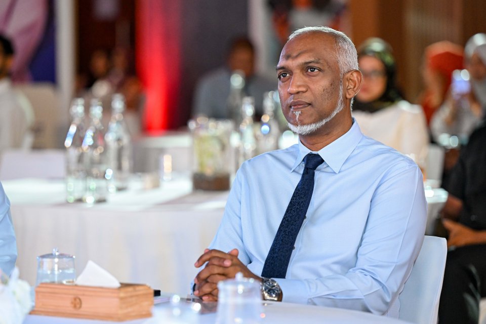 މަސައްކަތްތެރިކަން ކުރިއެރުވުމަށް ސަރުކާރުން ގެންގުޅެނީ ވަށާޖެހޭ އަދުލުވެރި ސިޔާސަތެއް: ރައީސް