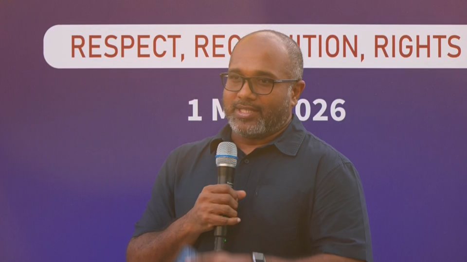 ދިވެހިންނަށް މަސައްކަތްތެރި މާހައުލެއް ގާއިމް ކޮށްދިނުމަށް ދަނީ މަސަކަތް ކުރަމުން: ވަޒީރު އިހުސާން