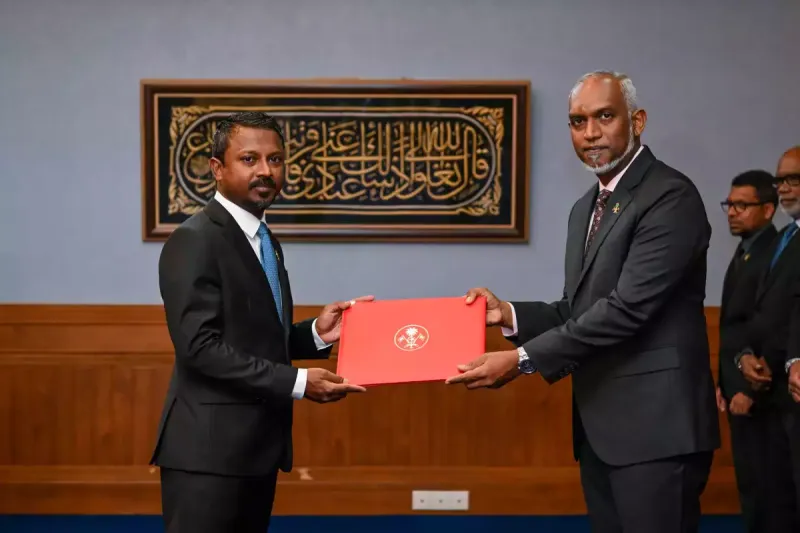 މަރުގެ ޙުކުމާ ގުޅޭ ޤާނޫނު ހެދުމަށް މަޖިލީހުގެ މި ދައުރުގައި ހުށަހަޅާނެކަމަށް ރައީސް ވިދާޅުވިނަމަވެސް އޭޖީ ވިދާޅުވީ މި ދައުރަށް ހުށަހެޅެން ނެތްކަމަށް!