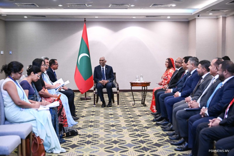 ރައީސް އަރިހަށް ލަންކާގެ މަޖިލީހުގެ ރައީސް ޒިޔާރަތް ކުރައްވައިފި