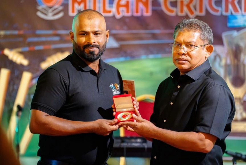 ފަރުހަތާއި މިލާން އެކެޑަމީ: ކްރިކެޓަށް ހުސްވި 17 އަހަރުގެ ނަމޫނާ ޚިދުމަތް