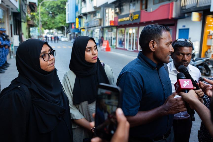 އީޝާއަށް ދިފާއުގައި އެއްވެސް ވާހަކައެއް ދައްކަން ފުރުސަތެއް ނުދިން: ވަކީލުން