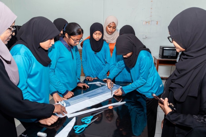 ބޭންކް ފަންޑް ކާމިޔާބުކުރި "ފޭލި" ޖަމިއްޔާއިން ވޮކޭޝަނަލް އެޑިއުކޭޝަން ލެބަކާއި ޑިޖިޓަލް ސްޓޫޑިއޯއެއް ހުޅުވައިފި