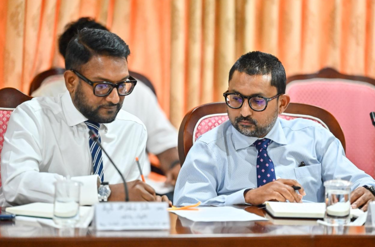 ބޭސް ކުންފުނީގެ ދަށަށް ހުރިހާ ކަމެއް ބަދަލުވާނީ ޖުލައި މަހު، ނަތީޖާ ފެންނަން ހަ މަސް ނަގާނެ: ޝާހު
