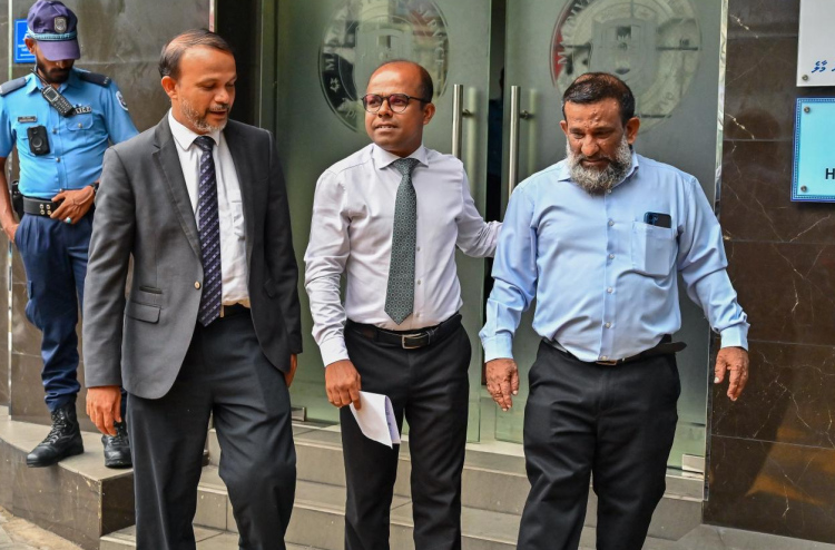 ނޫސްވެރިޔާ ފިޔާޒާއި ހަސަންގެ މައްޗަށް ގަޒުފުގެ ދައުވާ އުފުލައިފި