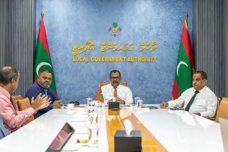 ރައީސް މުއިއްޒަށް ކައުންސިލް އިންތިހާބު ގެއްލުމުން ކައުންސިލުތަކުގެ މިނިވަންކަން ނިގުޅައިގަންނަނީ!