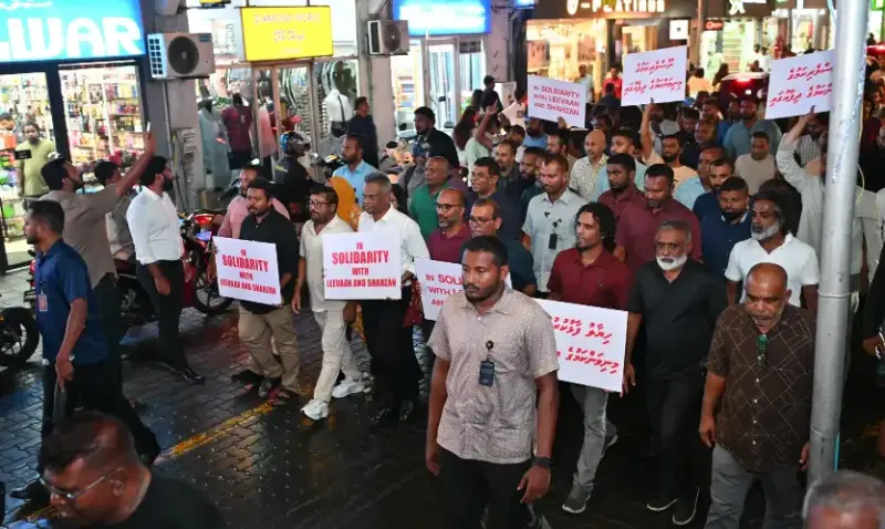 ކޯޓުން ދޫކޮށްލަން އަމުރުކުރި މީހަކު 7 ގަޑިއިރު ފަހުންވެސް ބަންދުގައި