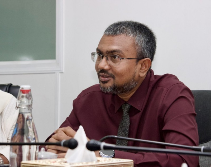 ދެ ނޫސްވެރިން ޖަލަށް: މީޑިއާ ކޮމިޝަނުގެ ޖަވާބެއް ނެތް!