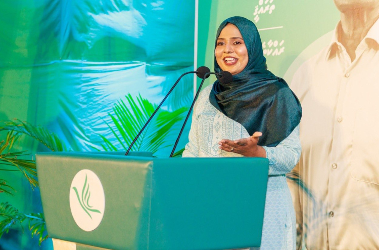 އަލައިކާ ޓޫރިޒަމްގެ ސްޓޭޓް މިނިސްޓަރަކަށް