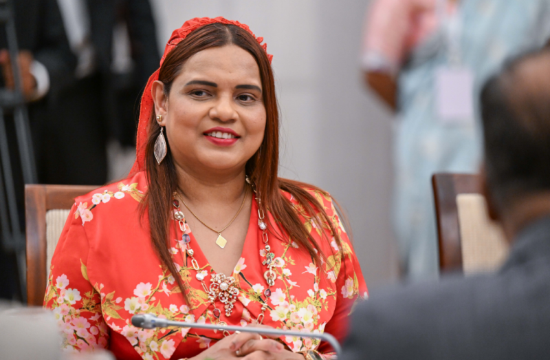 ޖައިޝަންކަރުގެ ދައުވަތަކަށް އިރުތިޝާމްގެ ފުރަތަމަ ރަސްމީ ދަތުރުގައި އިންޑިއާއަށް